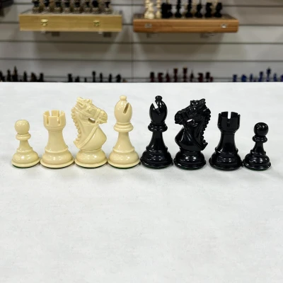 Шахматные фигуры Стаунтон черно-белые из композита