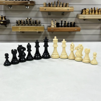 Шахматные фигуры Стаунтон черно-белые из композита