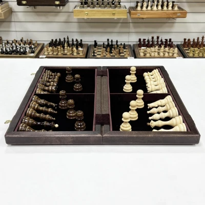 Шахматы резные Бастион дубовые