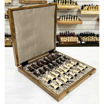 Шахматный ларец из дуба с фигурами Бастион из кавказского граба 40 см