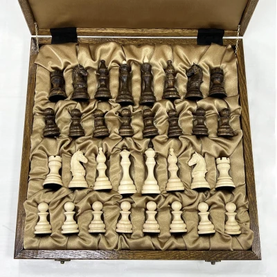 Шахматы в ларце из дуба с фигурами из кавказского граба матовые