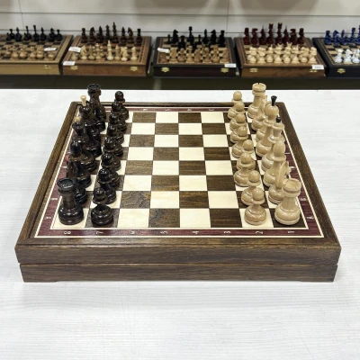 Шахматы в ларце подарочные из дуба с фигурами Премиальными Люкс