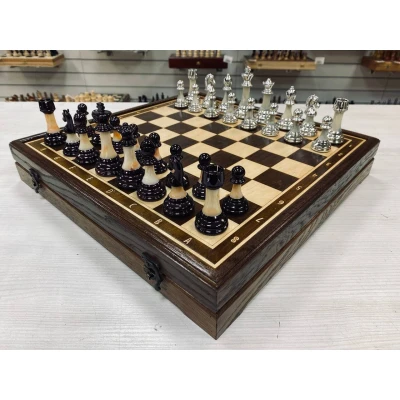 Шахматы подарочные в ларце из дуба с фигурами Итальянский дизайн