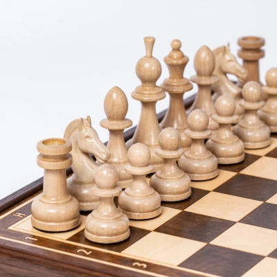 Шахматы деревянные ручной работы из дуба и граба Фаворит большие с утяжелением