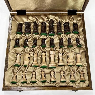 Шахматы в ларце из дуба подарочные с фигурами Суприм