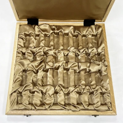 Шахматный ларец эксклюзивный из граба без фигур светлый