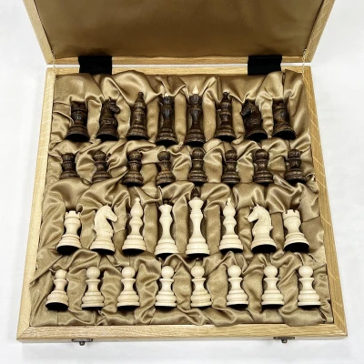 Шахматы в ларце эксклюзивные из граба Бастион матовые