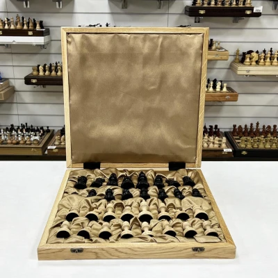 Шахматы в ларце из граба с премиальными фигурами из граба 