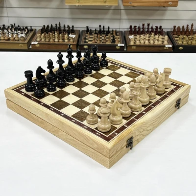 Шахматы в ларце из граба с премиальными фигурами из граба 
