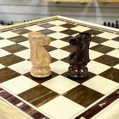 Шахматы в ларце из кавказского граба с фигурами Суприм