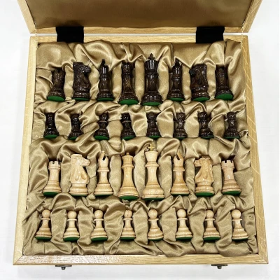 Шахматы в ларце из кавказского граба с фигурами Суприм