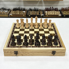 Шахматы в ларце из кавказского граба с фигурами Суприм