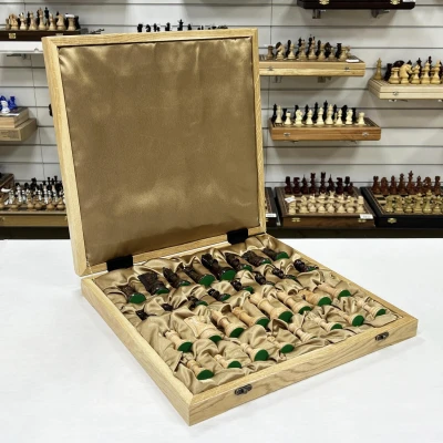Шахматы в ларце из кавказского граба с фигурами Суприм