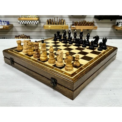 Шахматы деревянные из дуба с фигурами из карельской березы Стаунтон Люкс