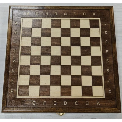 Шахматы подарочные в ларце из дуба с чехлом