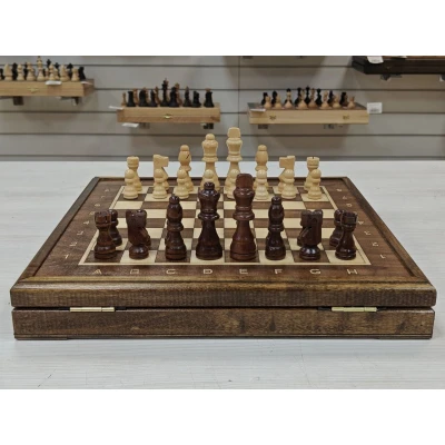 Шахматы подарочные в ларце из дуба с чехлом