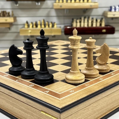 Шахматы подарочные в дубовом ларце с фигурами Стаунтон утяжеленные большие