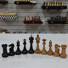 Шахматные фигуры Дворянский Стаунтон из ясеня