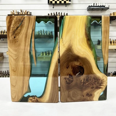 Нарды подарочные из ореха и эпоксидной смолы 50 см