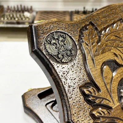 Нарды подарочные из массива бука Герб РФ металл