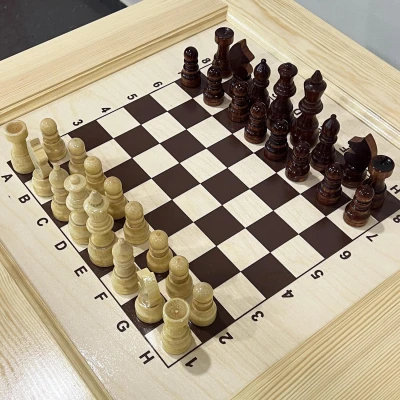 Шахматный стол гроссмейстерский с фигурами и ящиком 73 см