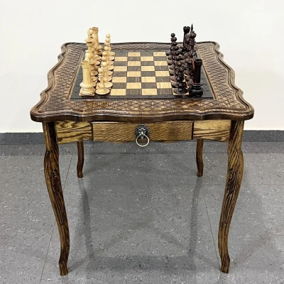 Стол резной из массива ясеня с фигурами Ренессанс из ясеня