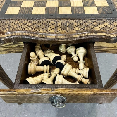 Шахматный стол резной из массива ясеня с фигурами из граба