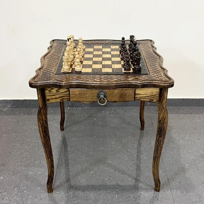 Шахматный стол резной из массива ясеня с фигурами из граба