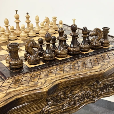 Шахматный стол резной из массива ясеня Премиальный люкс