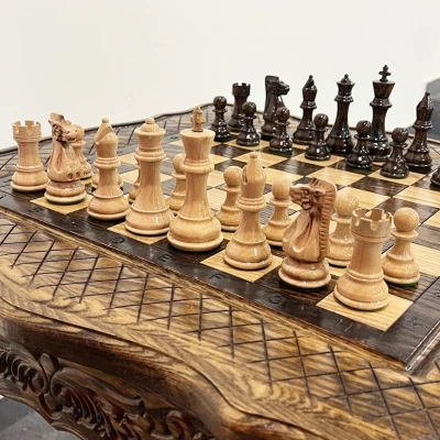 Шахматный стол резной из массива ясеня Суприм
