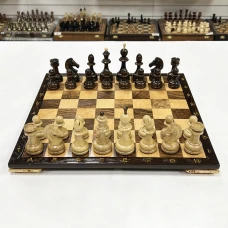 Шахматы эксклюзивные нескладные из ореха и клена Премиальные люкс