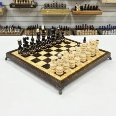 Шахматы подарочные нескладные дуб с резными фигурами из липы