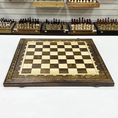 Шахматная доска 3 в 1 прямая резная массив бука без фигур