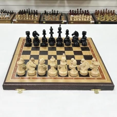 Шахматы из дуба и бука с премиальными, утяжеленными фигурами на доске 45 на 45 см