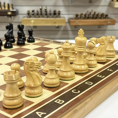 Шахматы турнирные Гамбит красное дерево большие 50 на 50 см