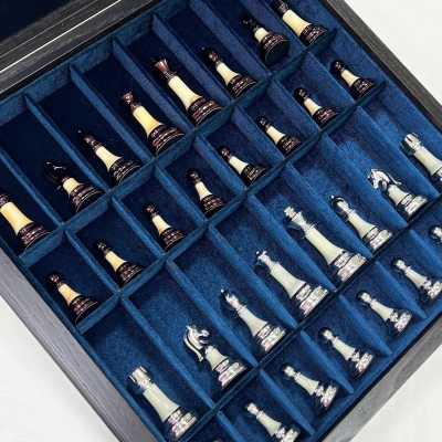 Шахматы подарочные Итальянский дизайн темные Люкс моренный дуб