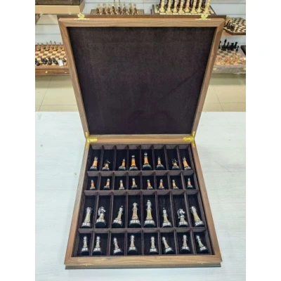 Шахматы подарочные в ларце Итальянский дизайн орех