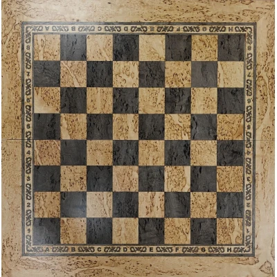 Шахматная доска эксклюзивная из Карельской березы большая