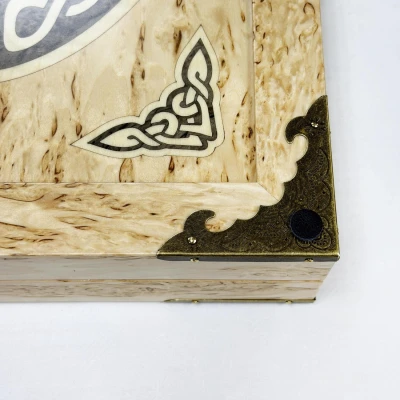 Нарды подарочные из карельской березы Волк большие 62 см