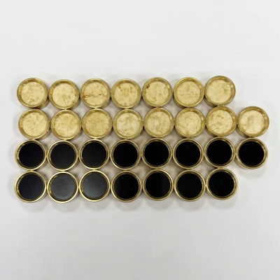 Фишки для нард и шашек эксклюзивные из латуни карельская береза/тополь тонированный 28 мм