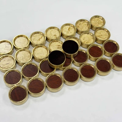 Фишки для нард и шашек эксклюзивные латунные карельская береза/красное дерево 28 мм