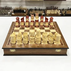 Шахматы резные Моряки ручной работы в ларце из ореха