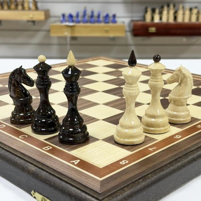 Шахматы резные Бастион орех