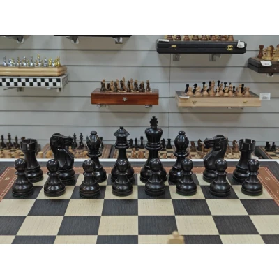 Шахматы подарочные из мореного дуба в ларце с фигурами Гамбит Люкс