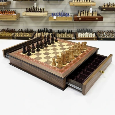 Шахматы подарочные в ларце с выдвижными ящиками орех Суприм лакированные