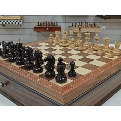 Шахматы подарочные из американского ореха в ларце с фигурами карельская береза Люкс