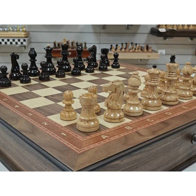 Шахматы подарочные из американского ореха в ларце с фигурами карельская береза Люкс