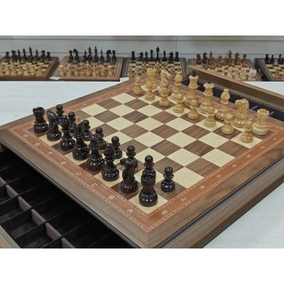 Шахматы подарочные из американского ореха в ларце с фигурами карельская береза Люкс