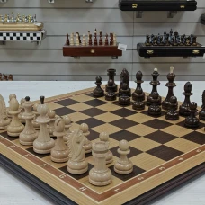 Шахматы подарочные ручной работы Дуб-кавказский граб