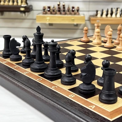 Шахматы турнирные с утяжелением черное дерево, дуб
